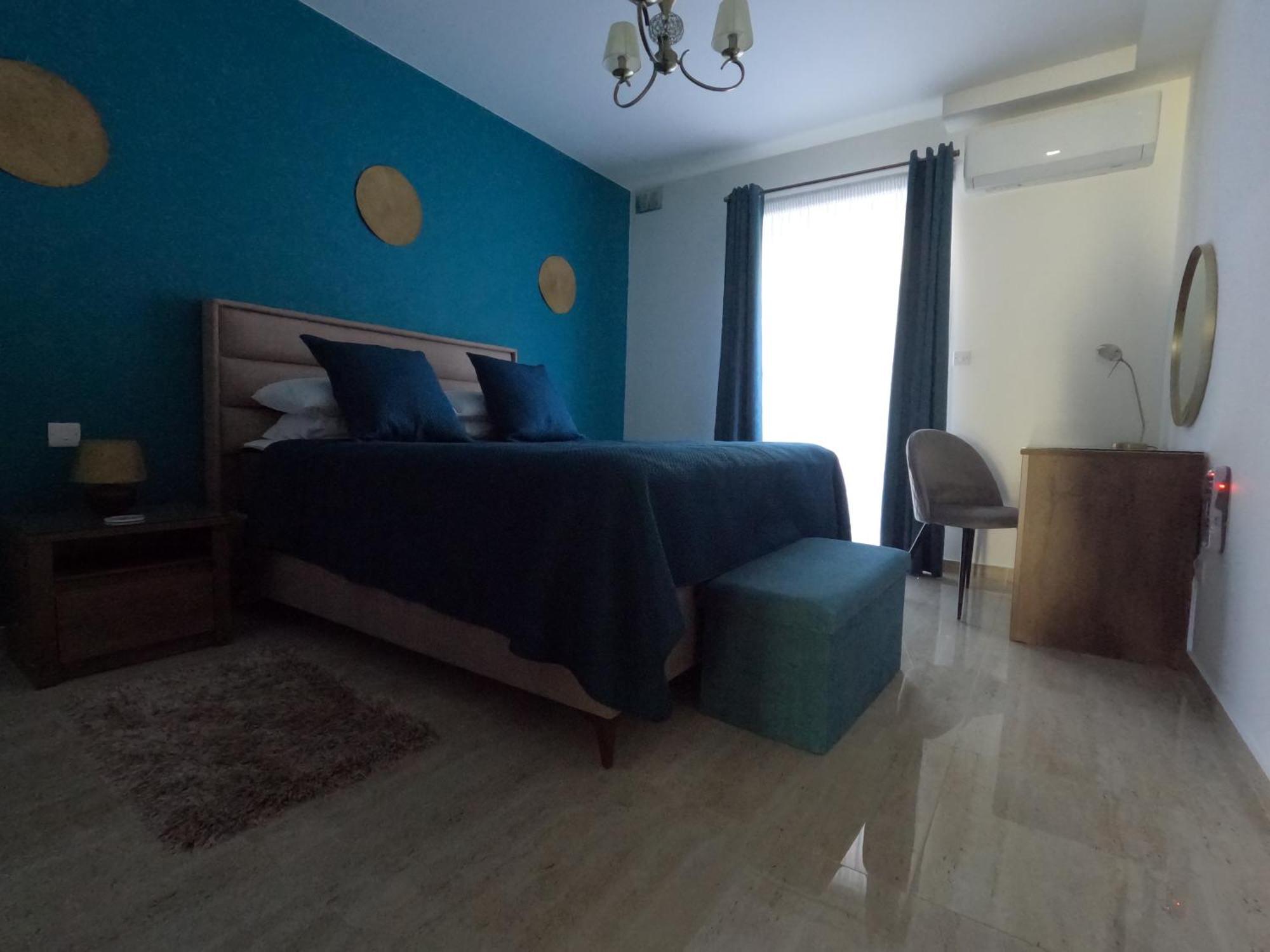 Spinola Seaview Deluxe 1 Bedroom *