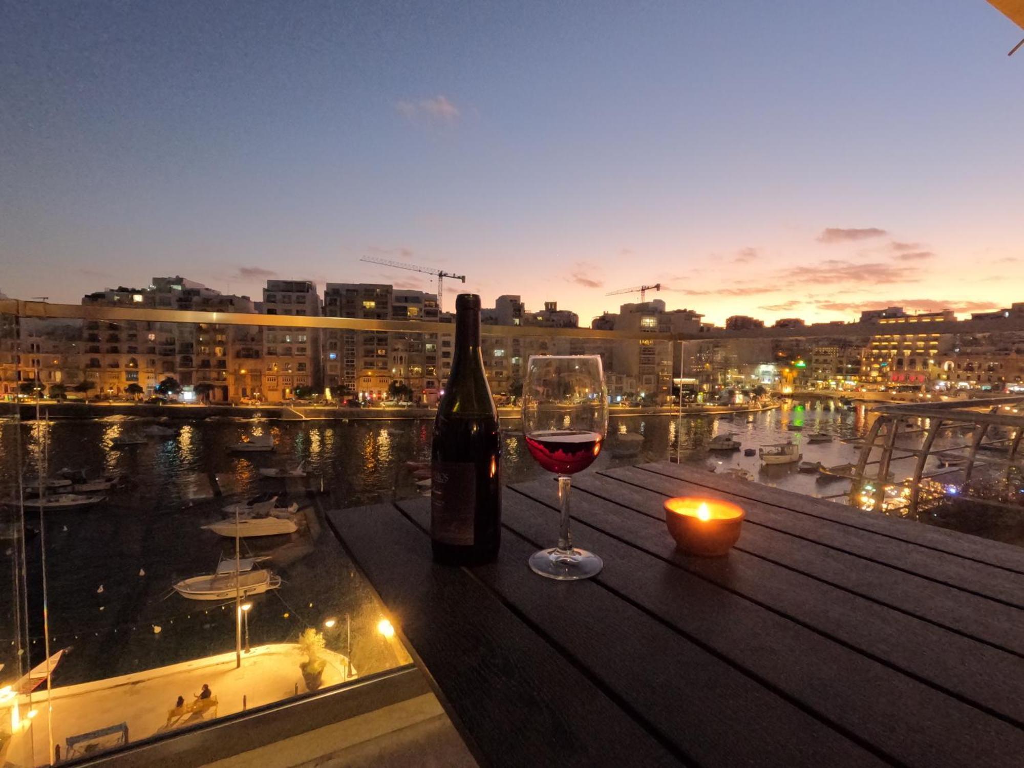 Spinola Seaview Deluxe 1 Bedroom Saint Julian's
